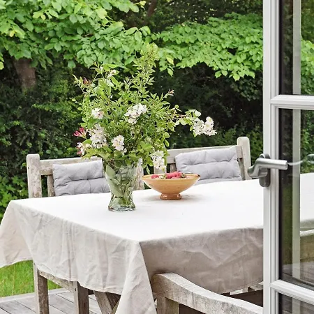 Holiday home Classic With Light, Calm And Nature *